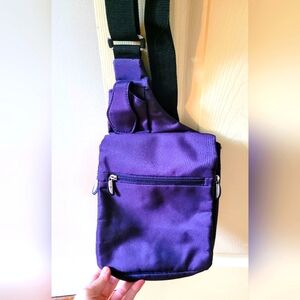 NWOT Travelon Crossbody Messanger Bag